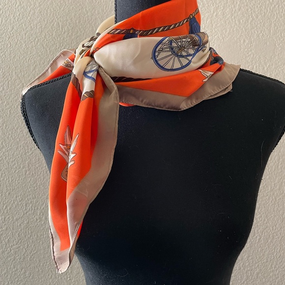 Beautiful scarf - Picture 5 of 5